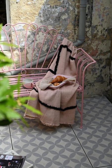 Primrose Cottage - With Private Courtyard & Sun Terrace In Central Bath Zewnętrze zdjęcie