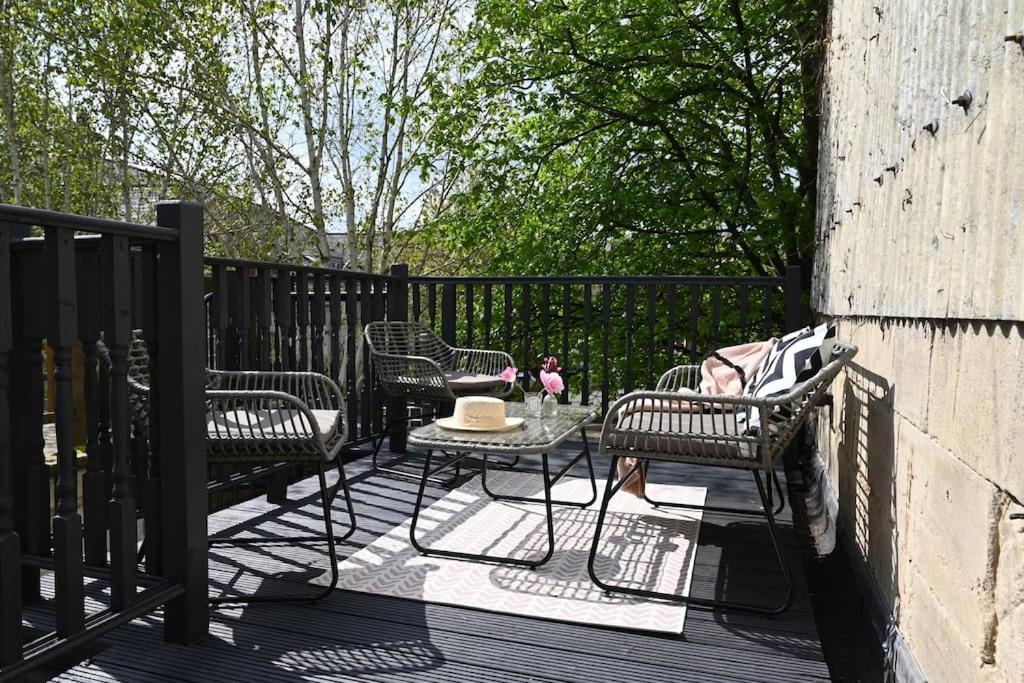 Primrose Cottage - With Private Courtyard & Sun Terrace In Central Bath Zewnętrze zdjęcie